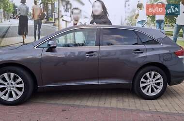 Внедорожник / Кроссовер Toyota Venza 2015 в 