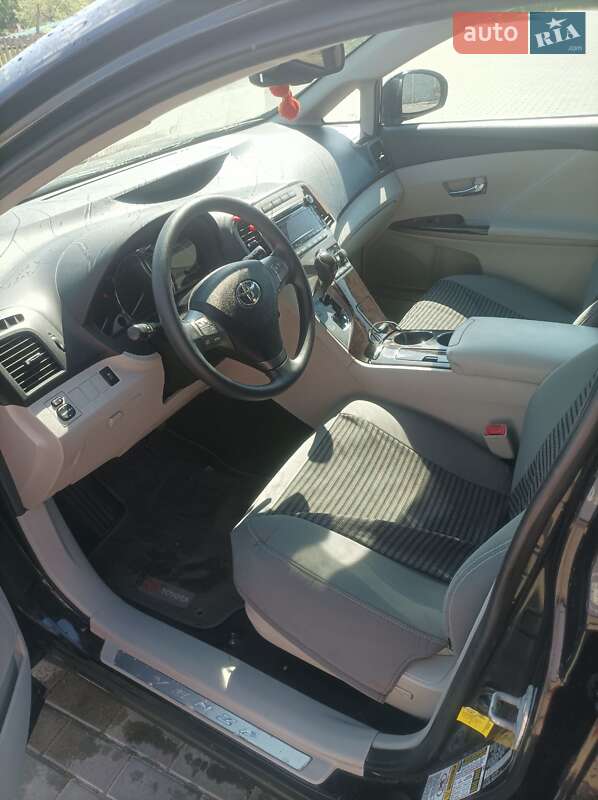 Позашляховик / Кросовер Toyota Venza 2011 в Білій Церкві