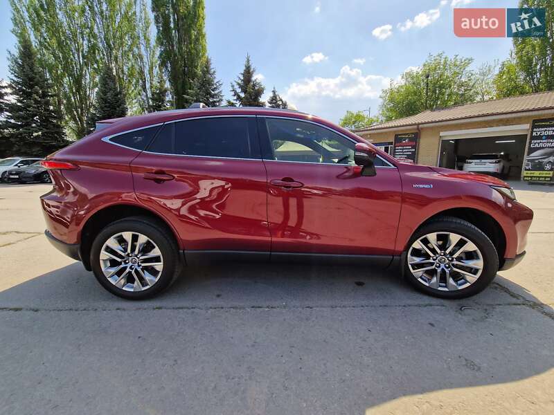 Позашляховик / Кросовер Toyota Venza 2021 в Дніпрі
