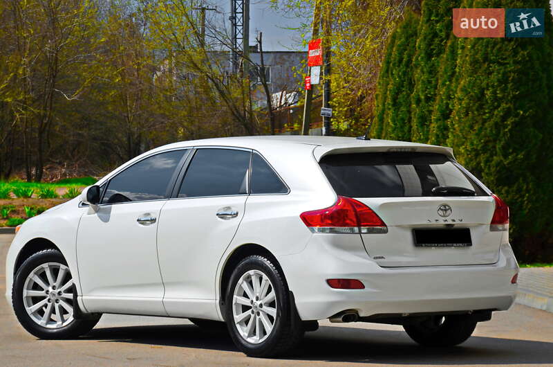 Позашляховик / Кросовер Toyota Venza 2012 в Дніпрі
