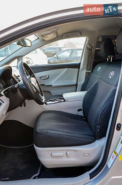 Внедорожник / Кроссовер Toyota Venza 2014 в 
