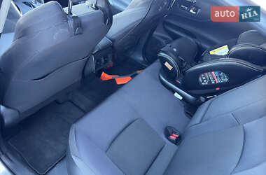 Внедорожник / Кроссовер Toyota Venza 2021 в 