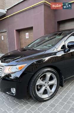 Внедорожник / Кроссовер Toyota Venza 2010 в 