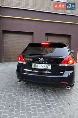 Внедорожник / Кроссовер Toyota Venza 2010 в 