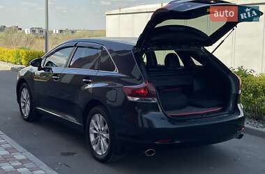 Позашляховик / Кросовер Toyota Venza 2013 в 