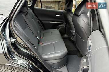 Позашляховик / Кросовер Toyota Venza 2024 в 