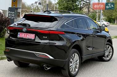 Позашляховик / Кросовер Toyota Venza 2024 в 