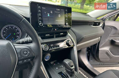 Позашляховик / Кросовер Toyota Venza 2021 в 