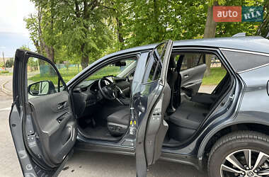 Позашляховик / Кросовер Toyota Venza 2021 в 