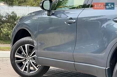 Позашляховик / Кросовер Toyota Venza 2021 в 