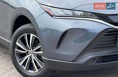 Позашляховик / Кросовер Toyota Venza 2021 в 