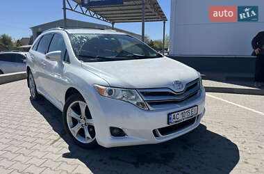 Внедорожник / Кроссовер Toyota Venza 2015 в 