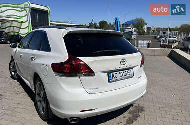 Внедорожник / Кроссовер Toyota Venza 2015 в 