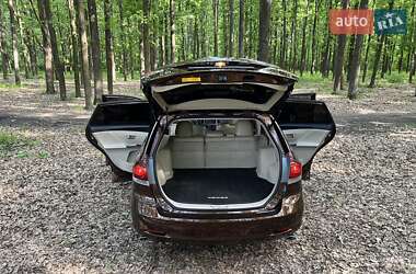 Позашляховик / Кросовер Toyota Venza 2013 в 