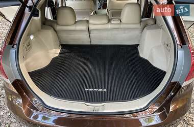 Позашляховик / Кросовер Toyota Venza 2013 в 