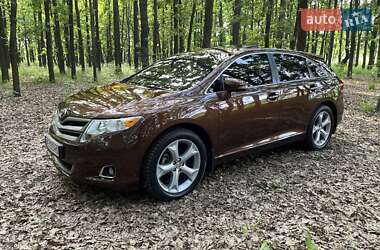 Позашляховик / Кросовер Toyota Venza 2013 в Кривому Розі