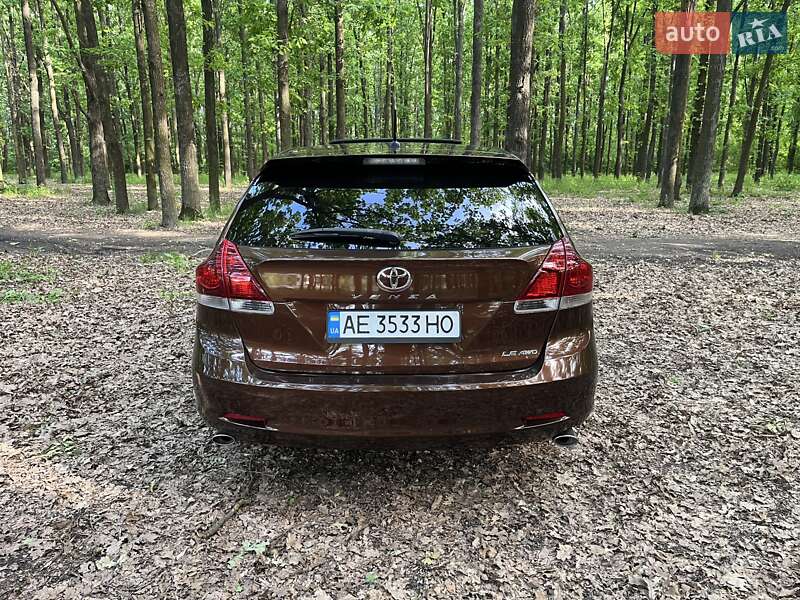 Позашляховик / Кросовер Toyota Venza 2013 в Кривому Розі