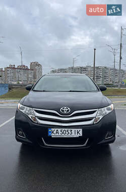 Позашляховик / Кросовер Toyota Venza 2010 в Києві
