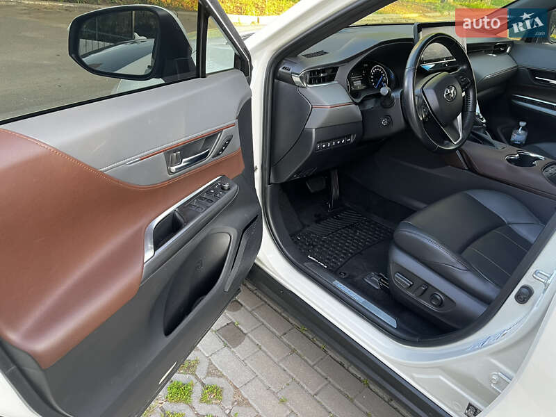 Внедорожник / Кроссовер Toyota Venza 2021 в Харькове фото 9 Внедорожник / Кроссовер Toyota Venza 2021 в Харькове