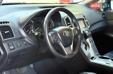 Позашляховик / Кросовер Toyota Venza 2013 в 