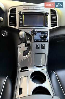 Позашляховик / Кросовер Toyota Venza 2013 в 