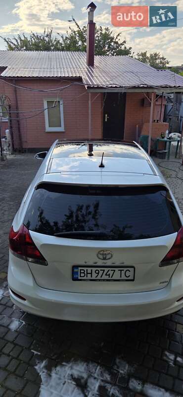 Позашляховик / Кросовер Toyota Venza 2013 в Миколаєві