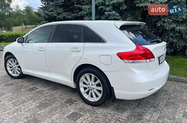 Позашляховик / Кросовер Toyota Venza 2011 в 