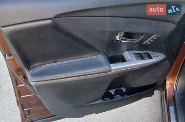 Внедорожник / Кроссовер Toyota Venza 2014 в 