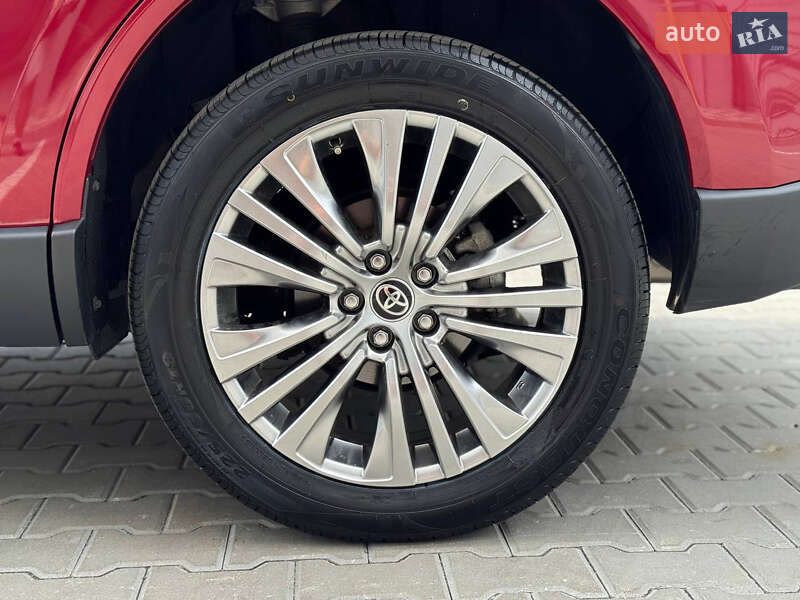 Внедорожник / Кроссовер Toyota Venza 2020 в Киеве фото 6 Внедорожник / Кроссовер Toyota Venza 2020 в Киеве