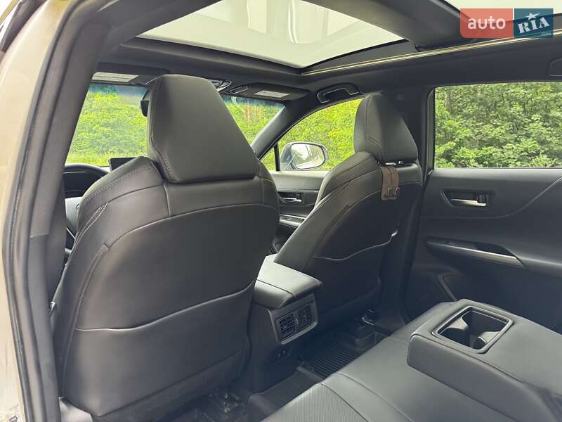 Внедорожник / Кроссовер Toyota Venza 2021 в Полтаве