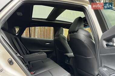 Внедорожник / Кроссовер Toyota Venza 2021 в 