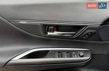 Внедорожник / Кроссовер Toyota Venza 2021 в 