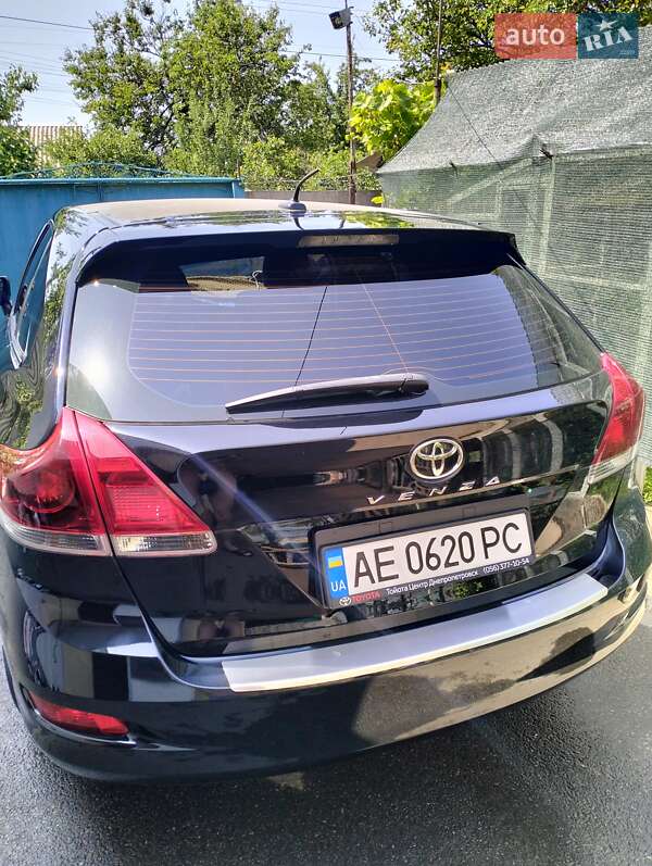 Позашляховик / Кросовер Toyota Venza 2013 в Дніпрі