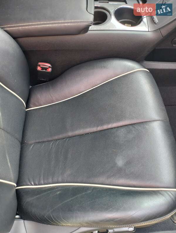 Позашляховик / Кросовер Toyota Venza 2013 в Дніпрі