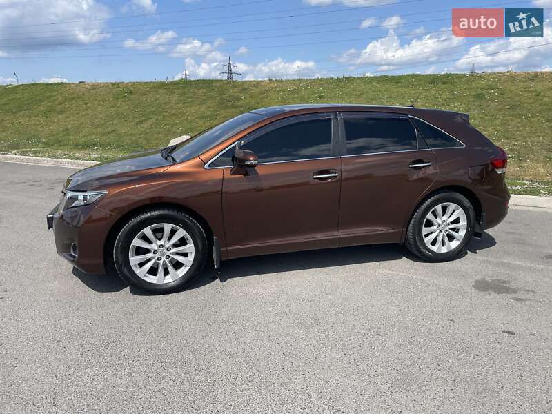 Внедорожник / Кроссовер Toyota Venza 2013 в Днепре
