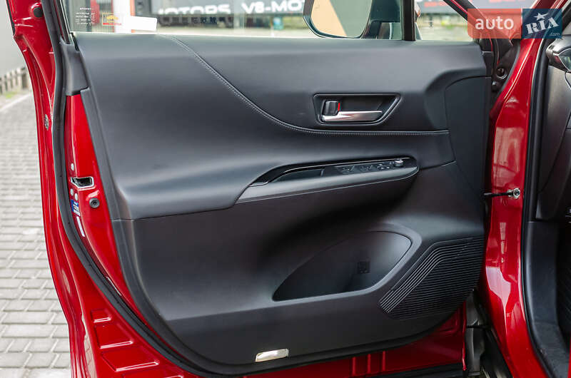 Позашляховик / Кросовер Toyota Venza 2021 в Києві