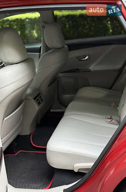 Внедорожник / Кроссовер Toyota Venza 2010 в 