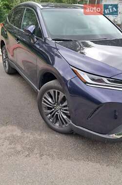 Позашляховик / Кросовер Toyota Venza 2023 в Києві