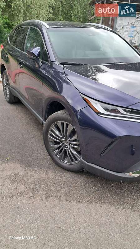 Позашляховик / Кросовер Toyota Venza 2023 в Києві