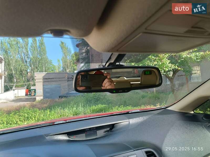 Внедорожник / Кроссовер Toyota Venza 2013 в Запорожье