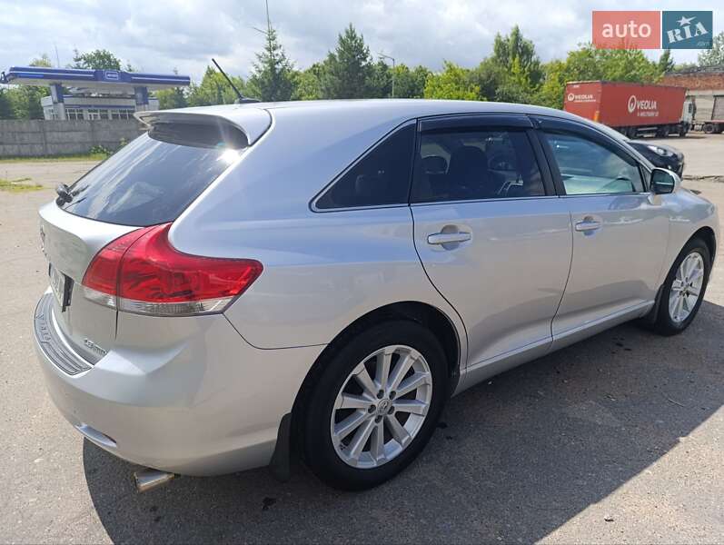 Внедорожник / Кроссовер Toyota Venza 2012 в Житомире