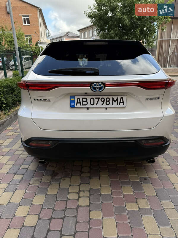 Позашляховик / Кросовер Toyota Venza 2020 в Вінниці