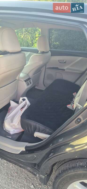 Внедорожник / Кроссовер Toyota Venza 2012 в Тернополе