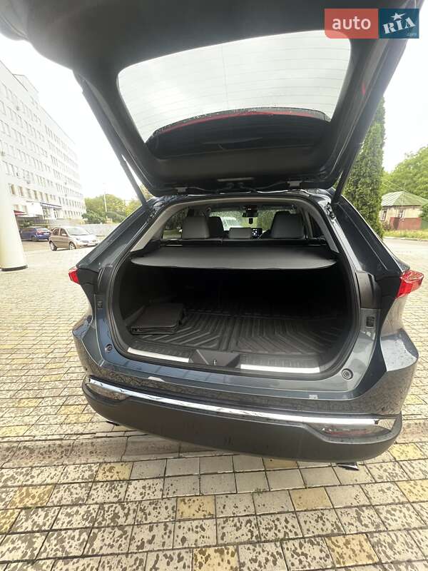 Внедорожник / Кроссовер Toyota Venza 2022 в Харькове