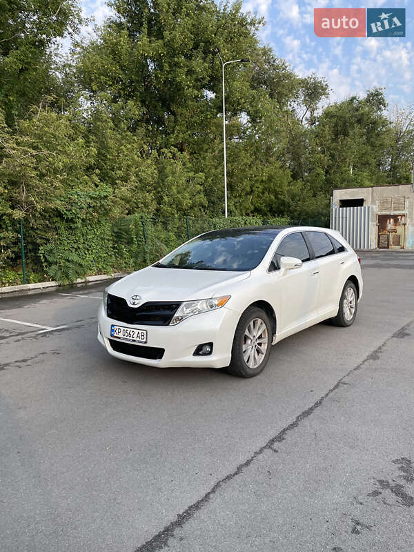 Позашляховик / Кросовер Toyota Venza 2013 в Запоріжжі