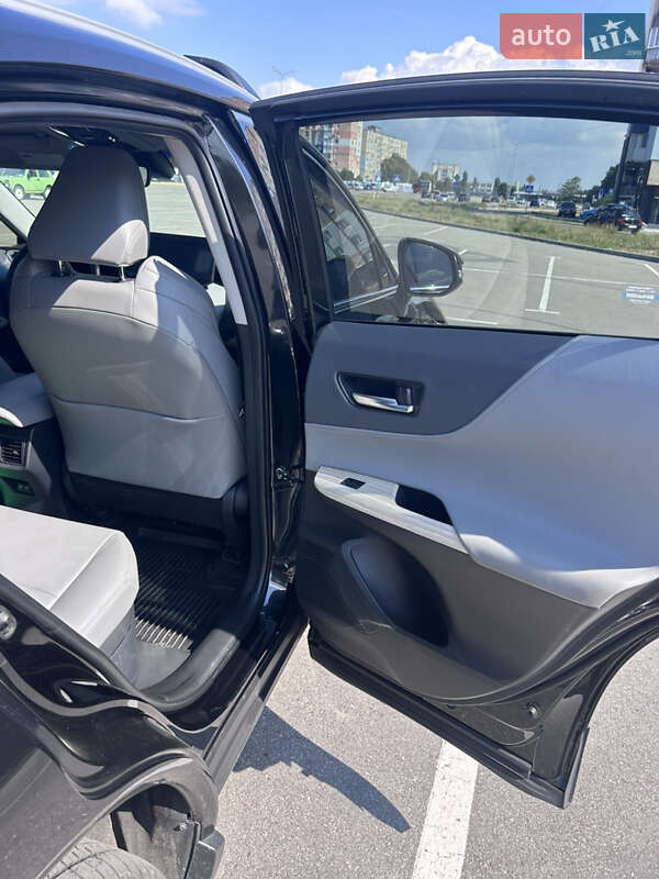 Позашляховик / Кросовер Toyota Venza 2023 в Кропивницькому