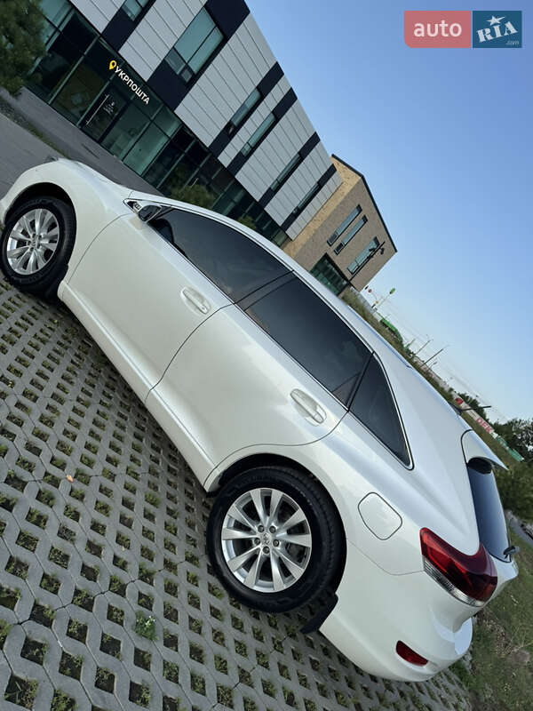 Позашляховик / Кросовер Toyota Venza 2014 в Хмельницькому
