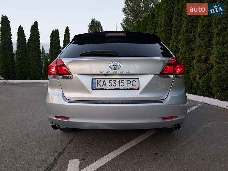Внедорожник / Кроссовер Toyota Venza 2013 в Киеве