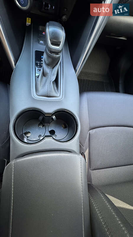 Позашляховик / Кросовер Toyota Venza 2021 в Шептицькому