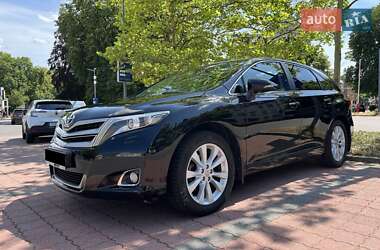 Позашляховик / Кросовер Toyota Venza 2013 в Києві